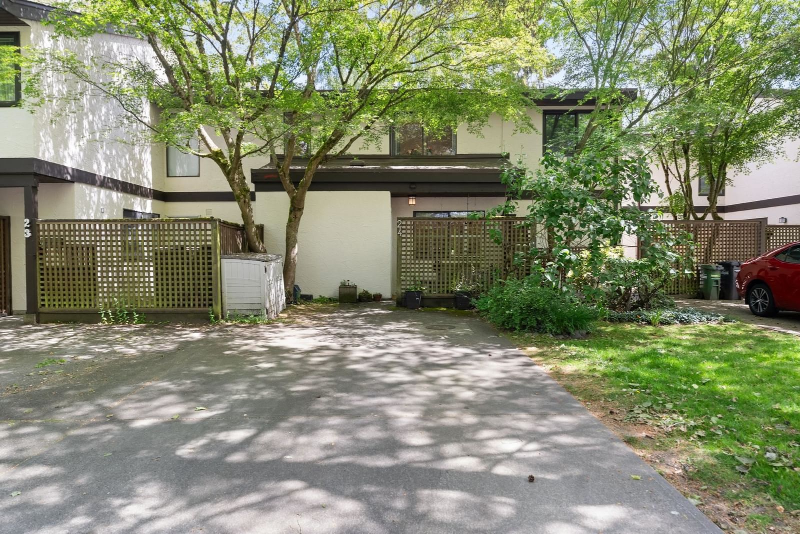 Listing Image 32