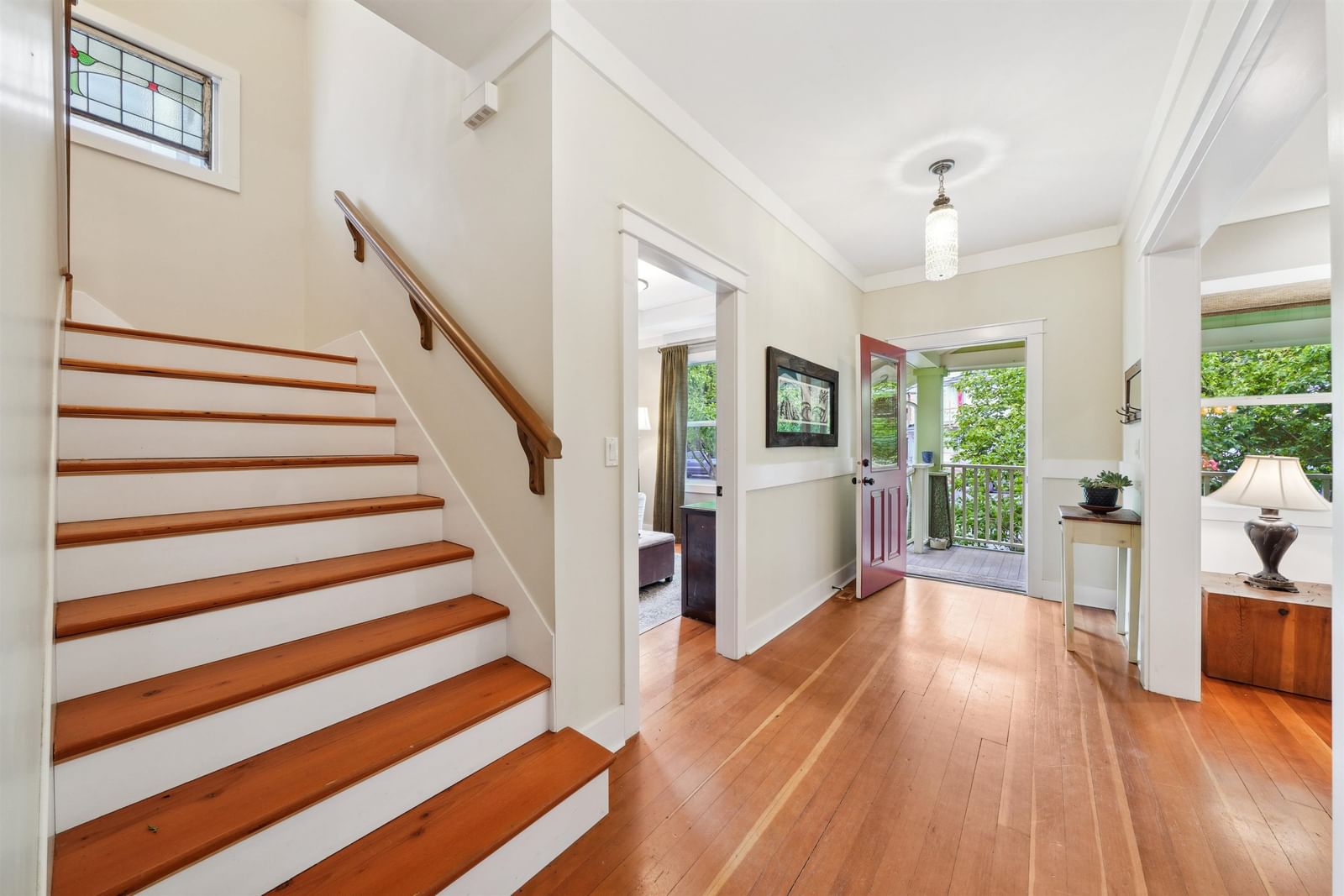 Listing Image 10