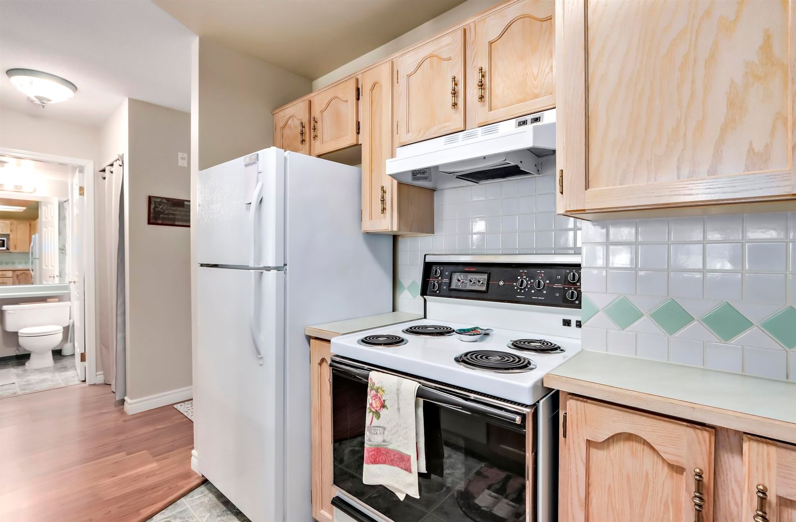 Listing Image 14