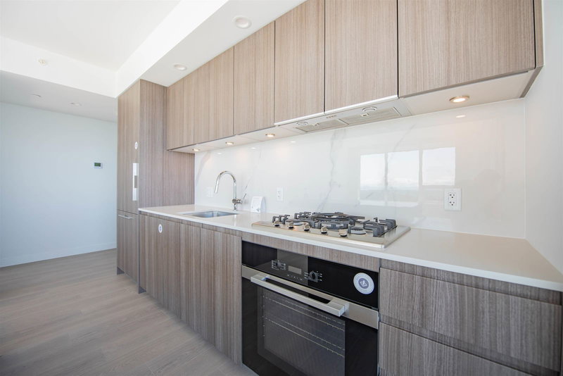 1004 - 6537 Telford Avenue, Burnaby, V5H 0K9 | Image 3