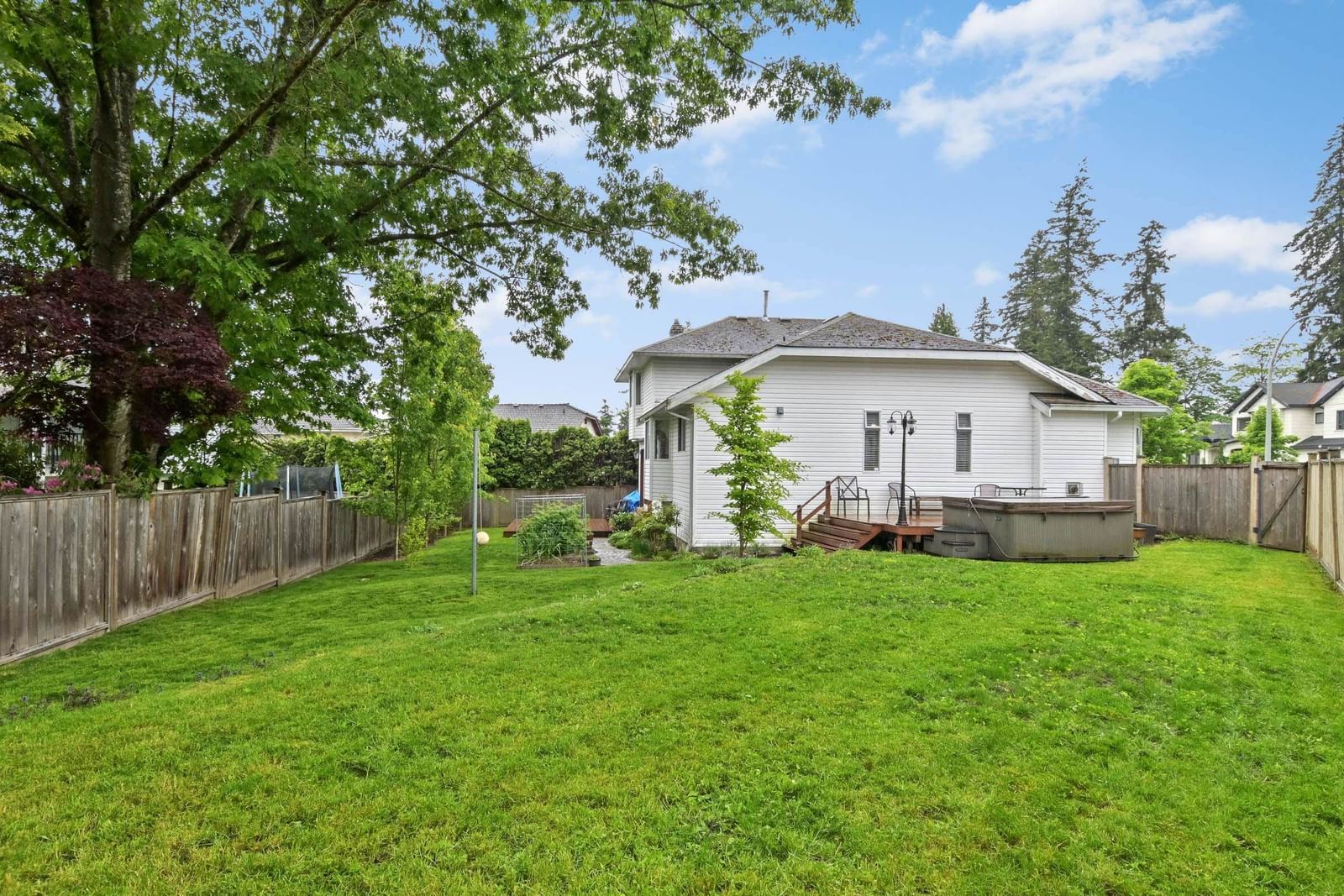 Listing Image 25