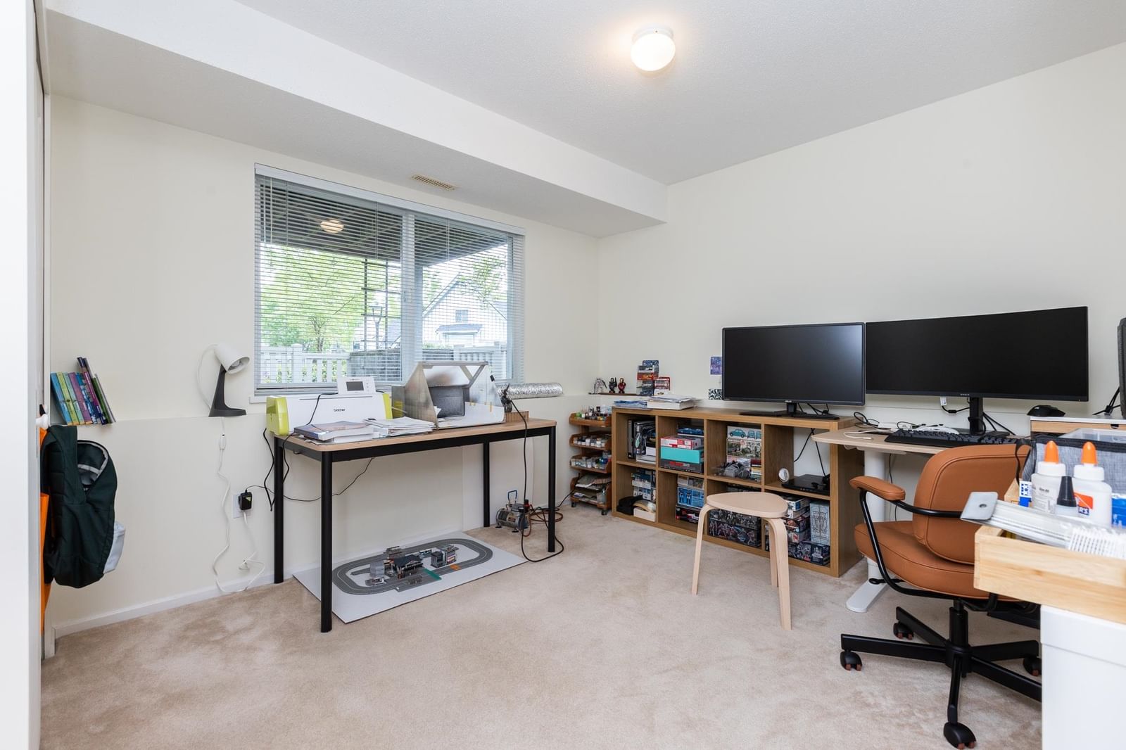 Listing Image 16