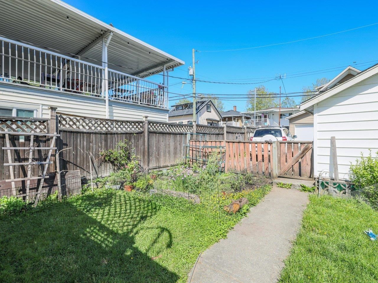 Listing Image 19