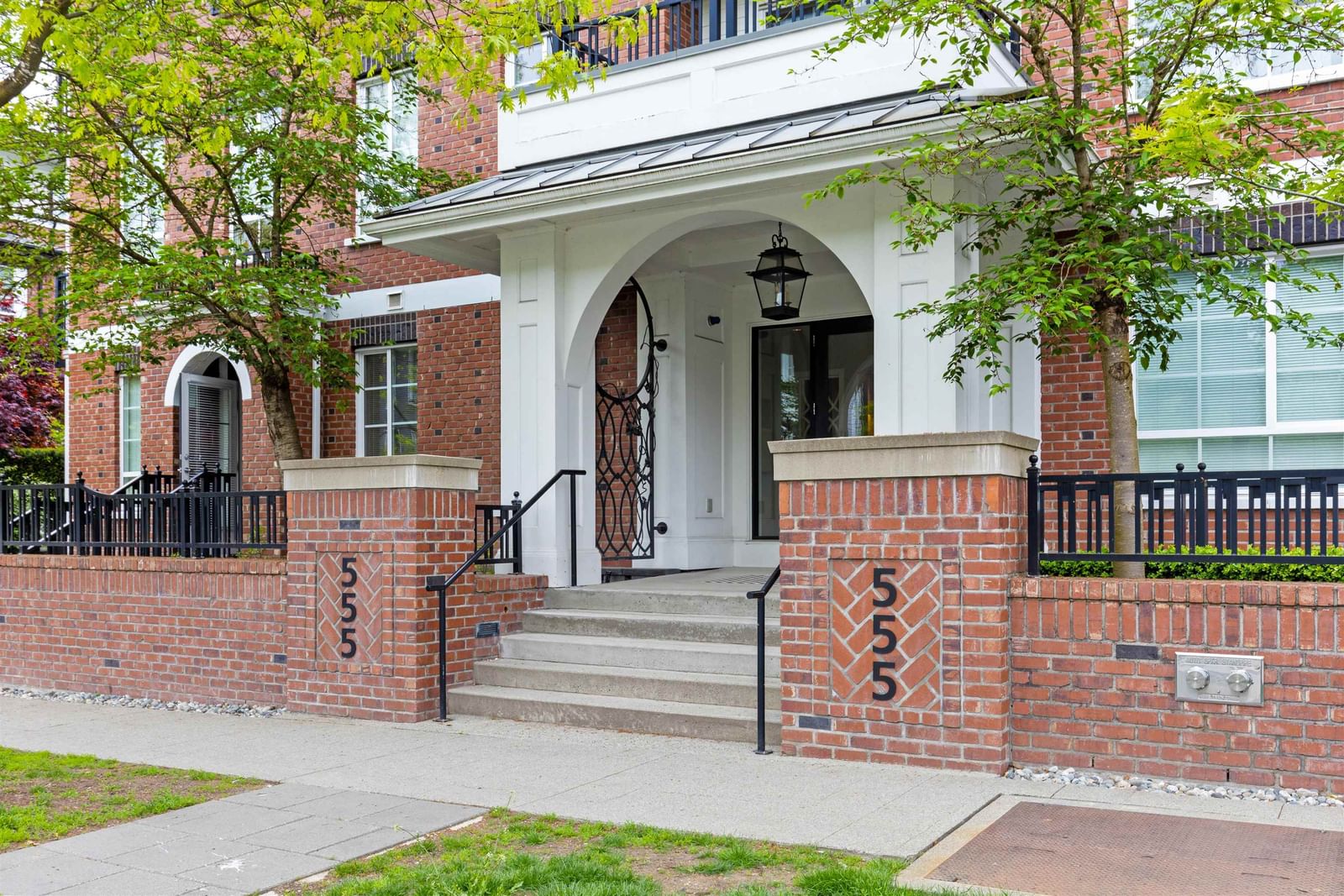 Listing Image 30