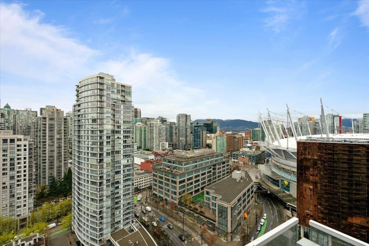Listing Image 11