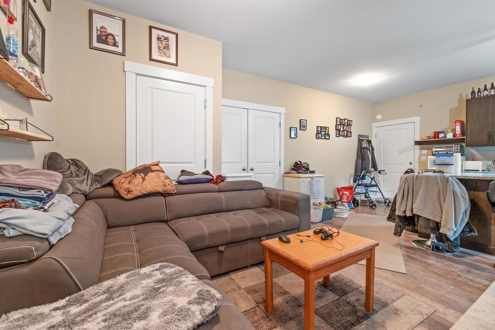 Listing Image 32
