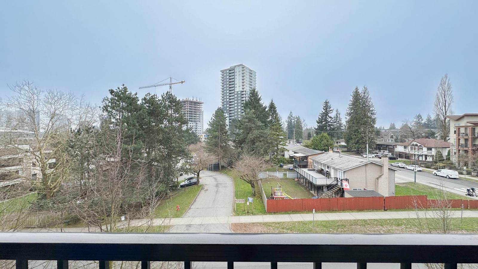 Listing Image 19