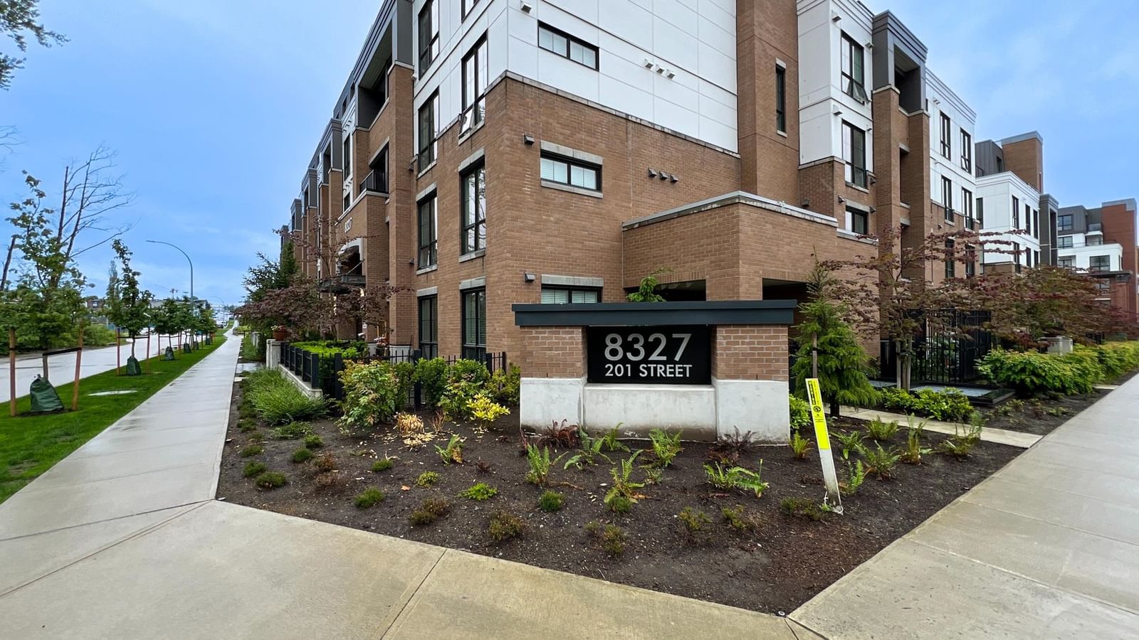 Listing Image 23