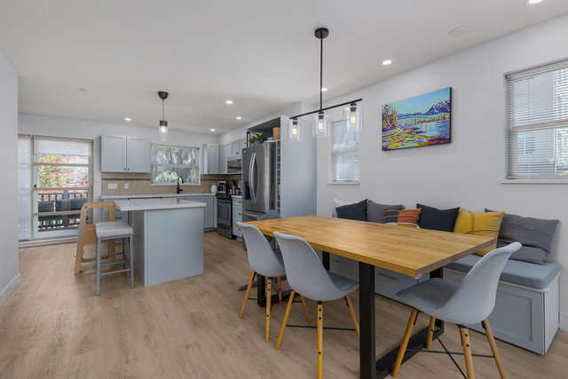 1195 Village Green Way