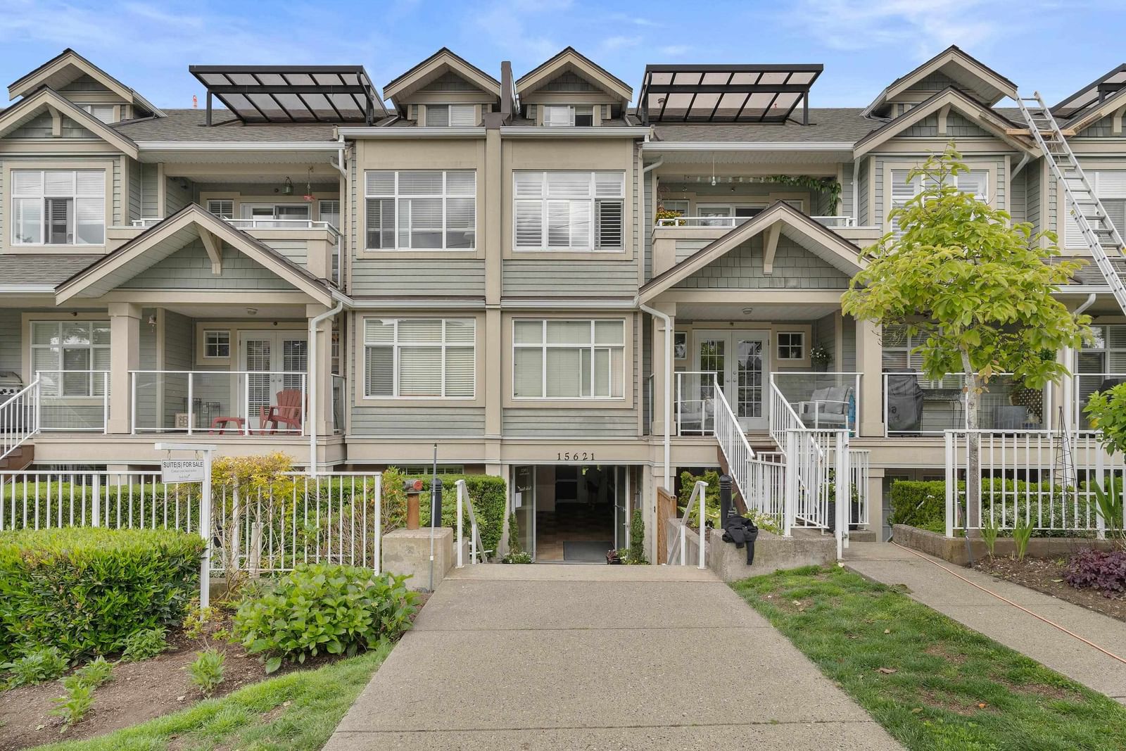 Listing Image 6