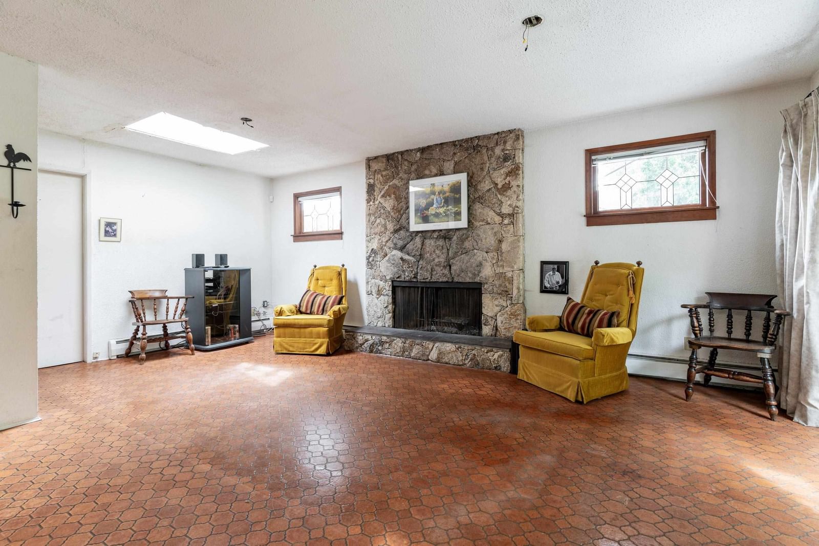 Listing Image 17