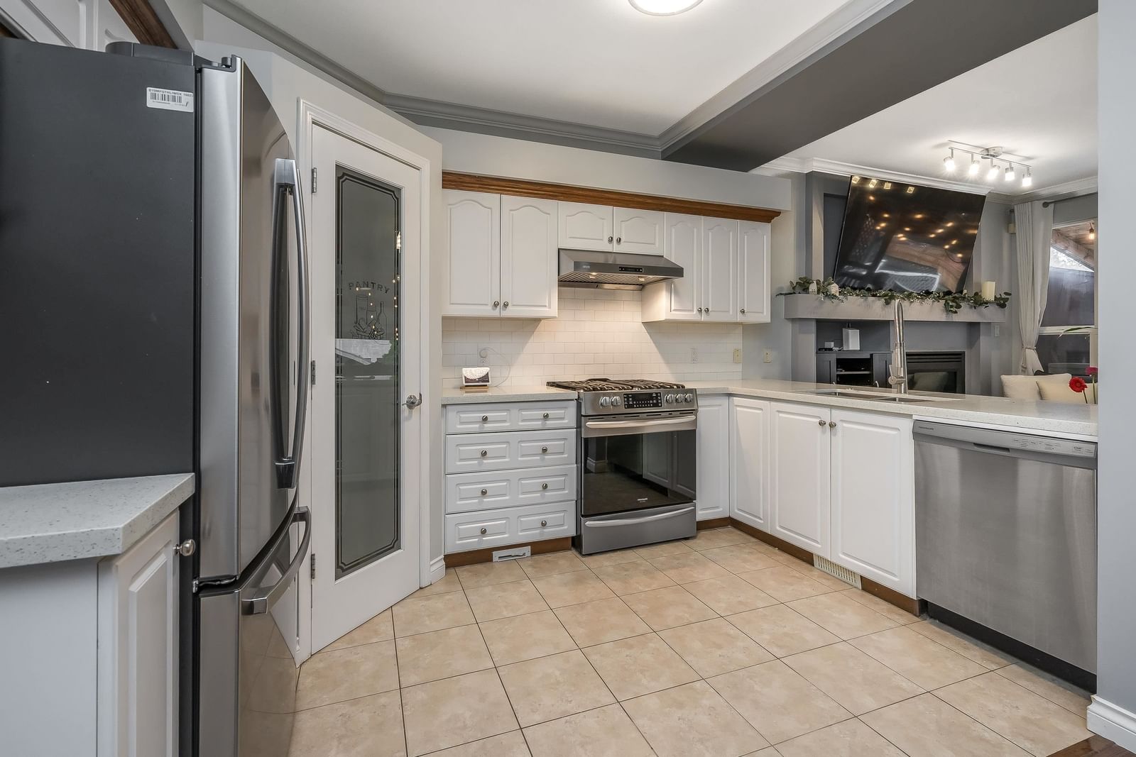 Listing Image 13