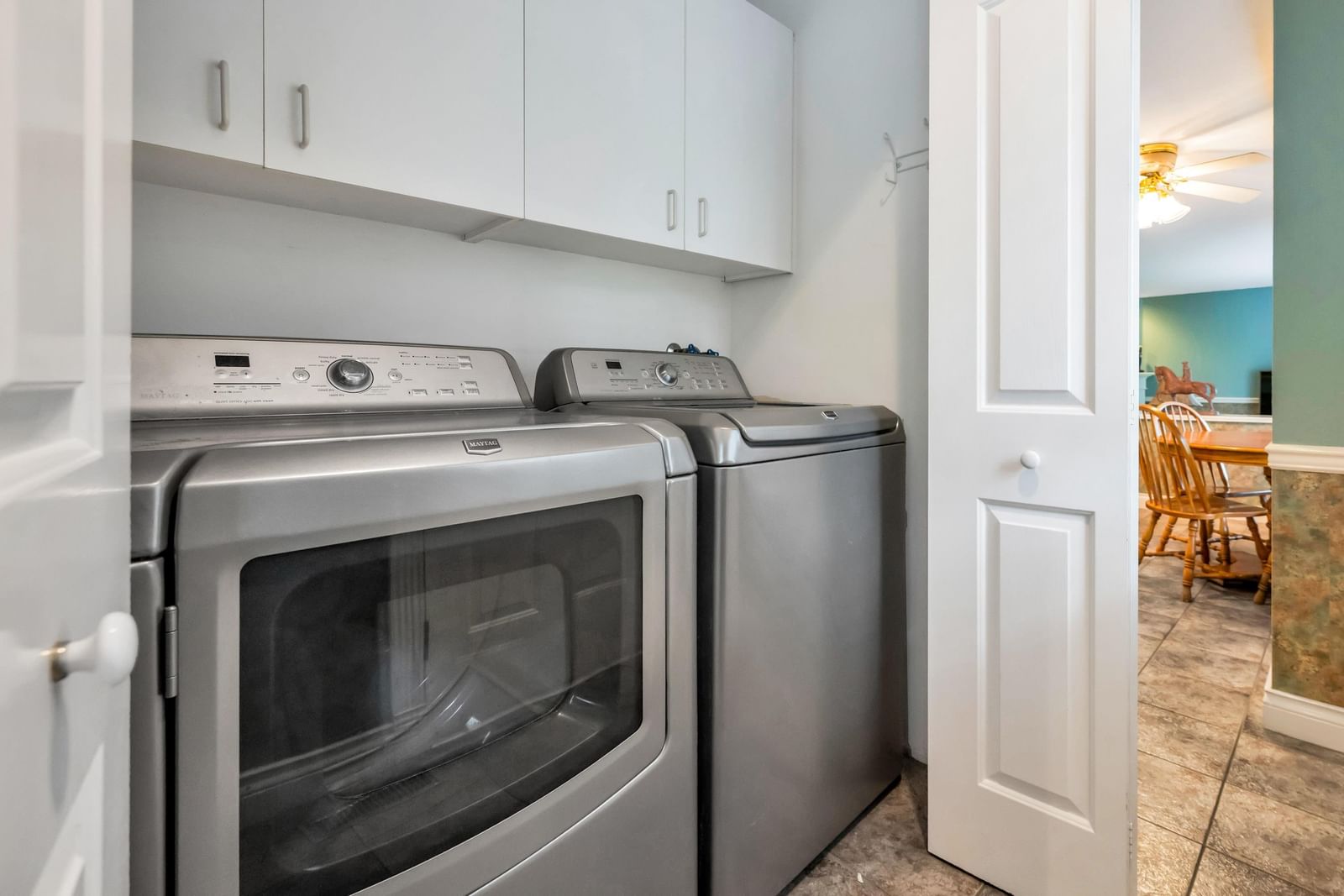 Listing Image 16