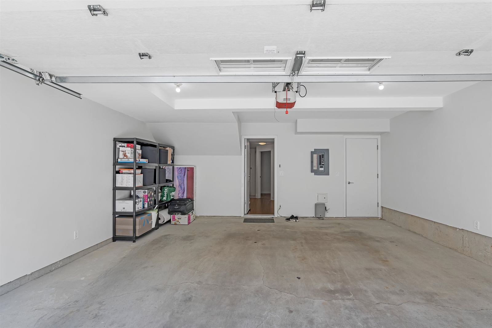 Listing Image 28