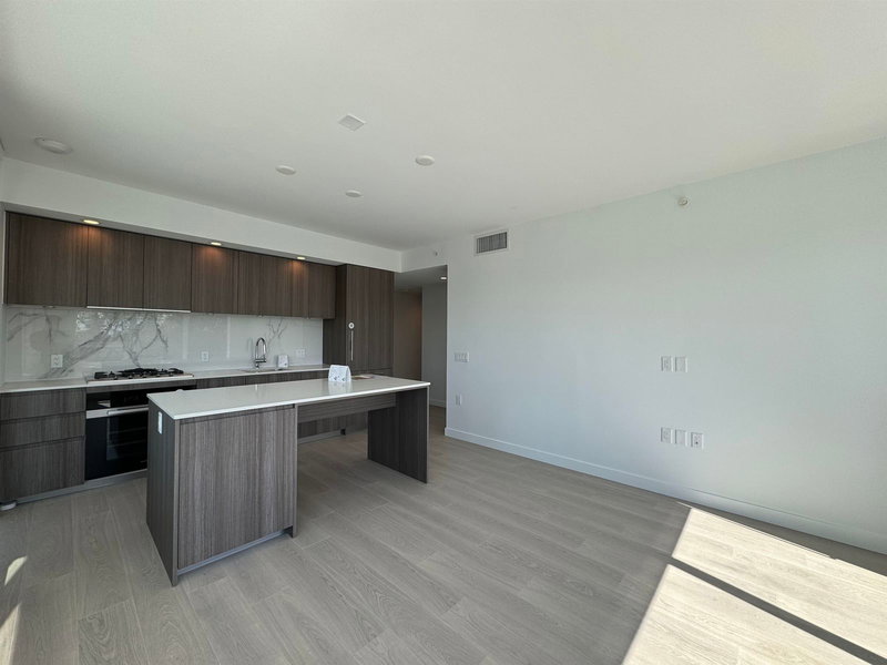 307 - 6537 Telford Avenue, Burnaby, V5H 0K9 | Image 2