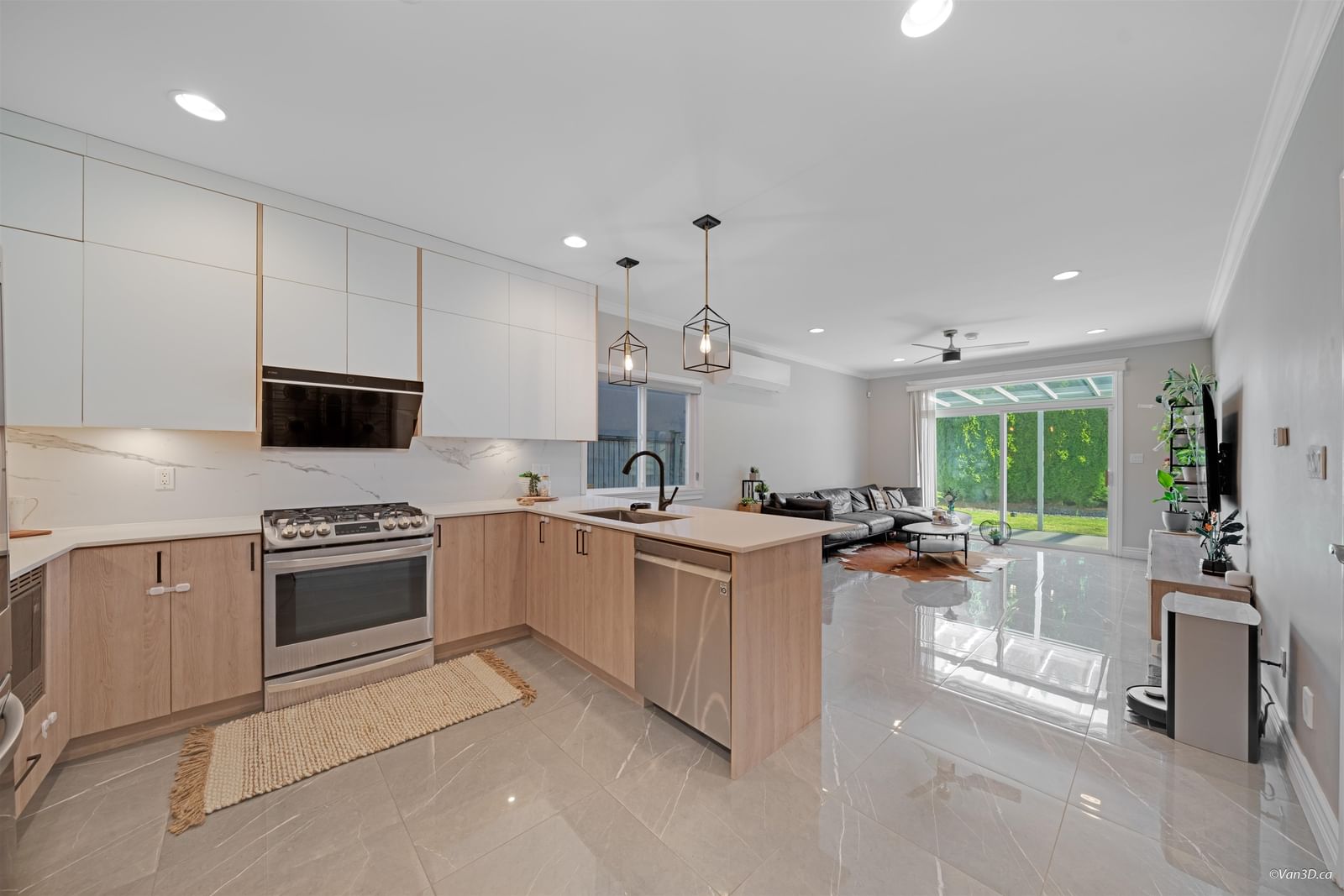 Listing Image 9