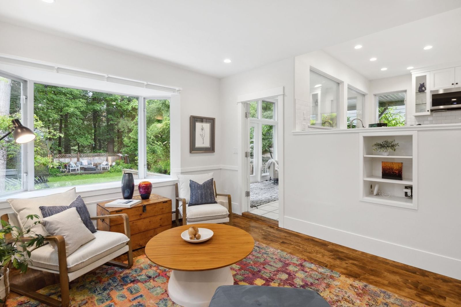 Listing Image 11