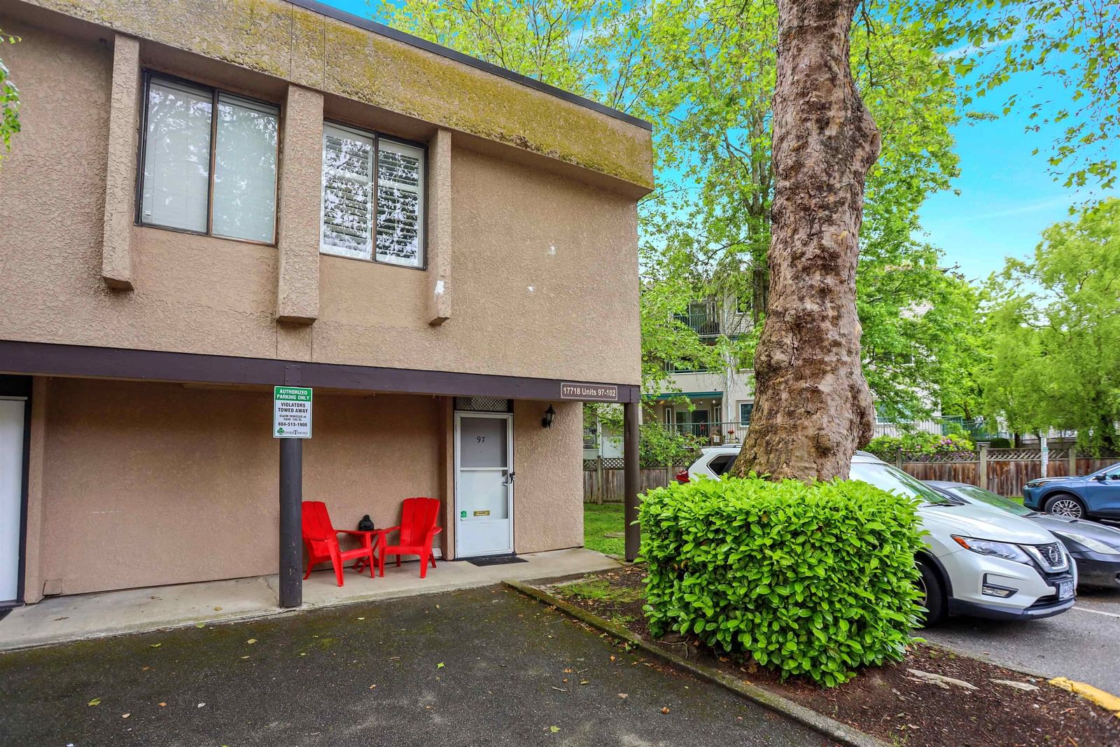 Listing Image 19