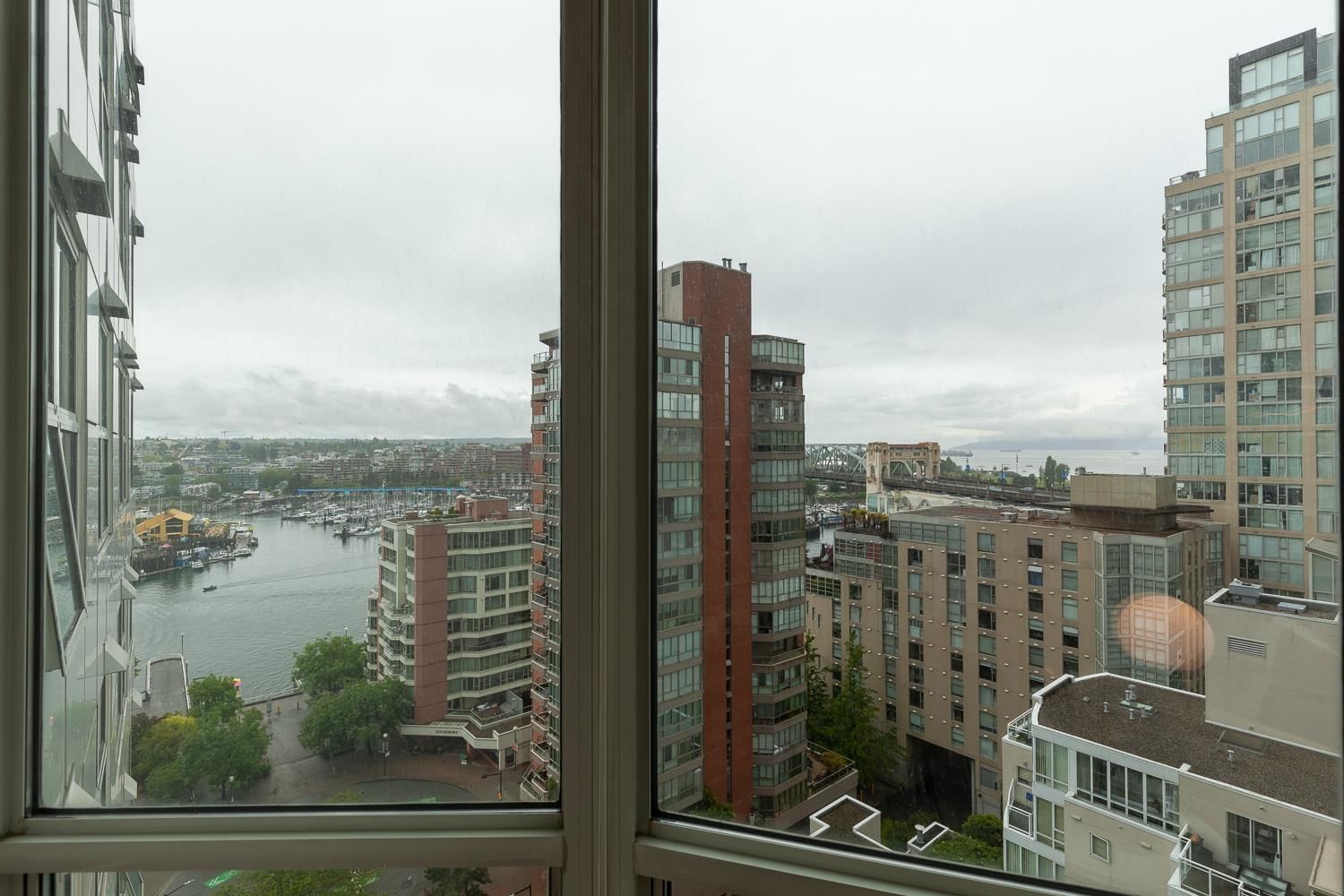 Listing Image 32