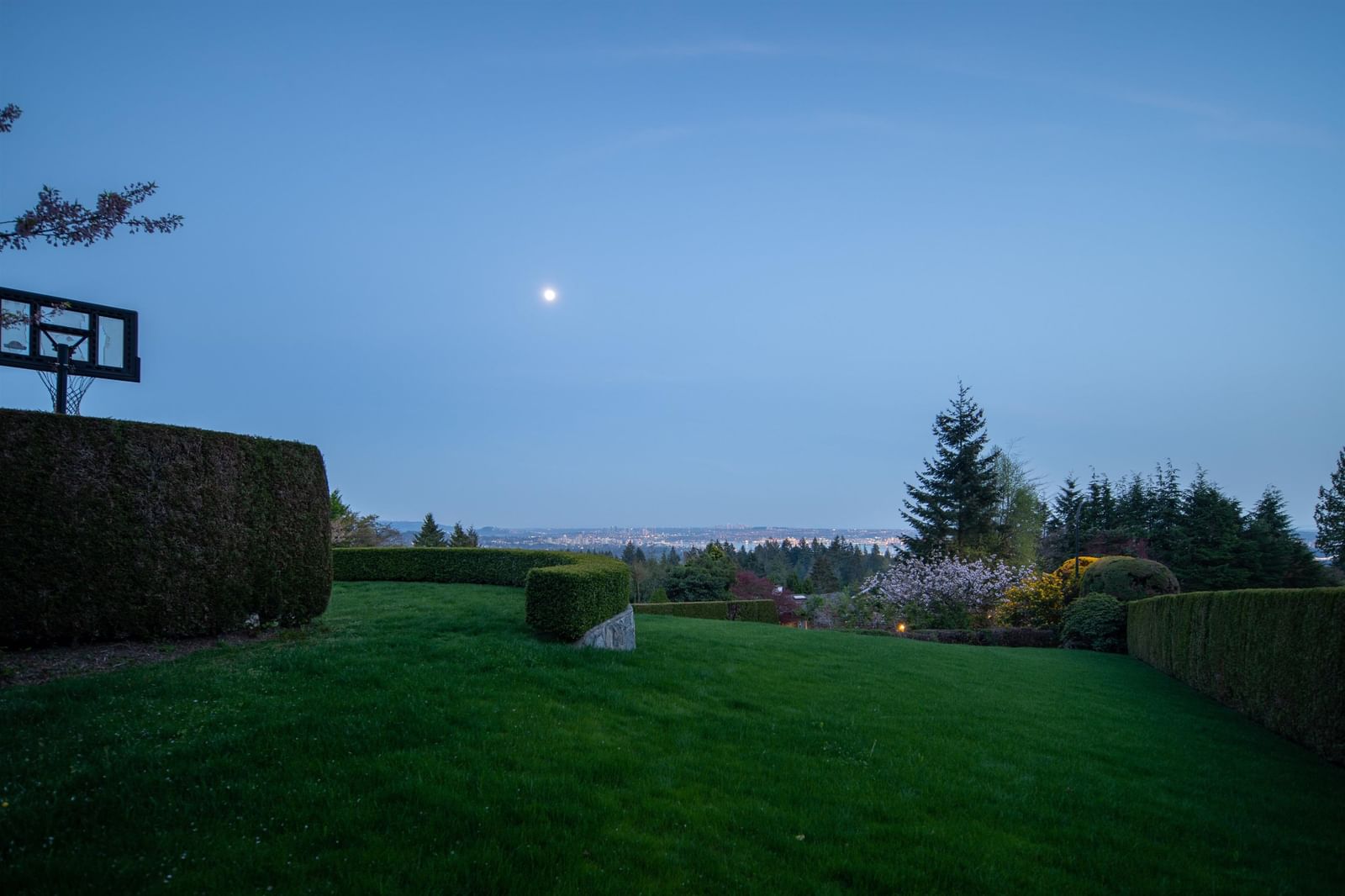 Listing Image 34