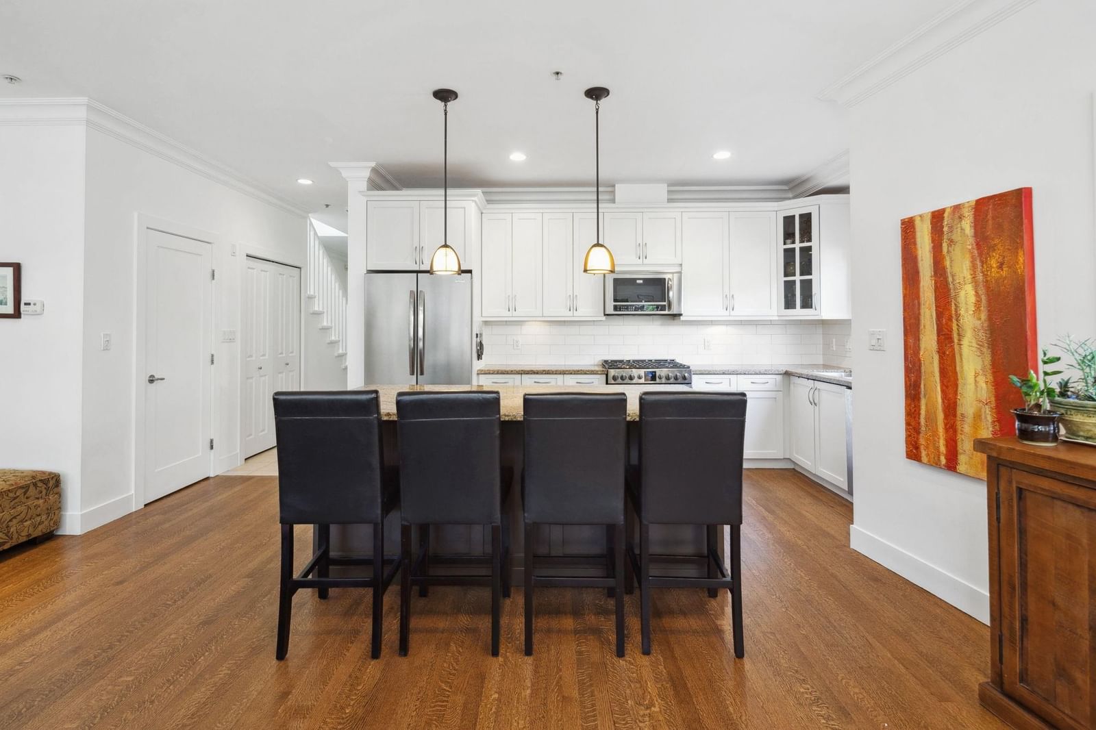 Listing Image 14