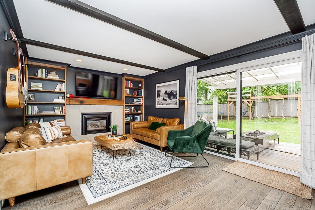 Listing Image 11