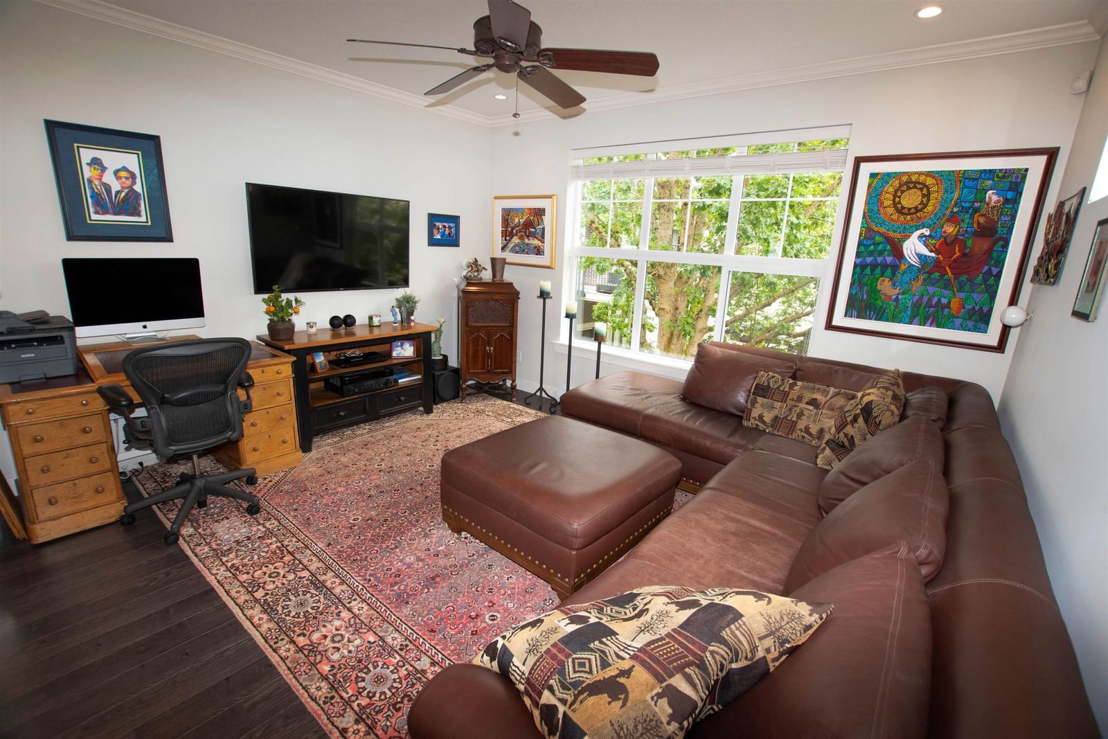 Listing Image 5