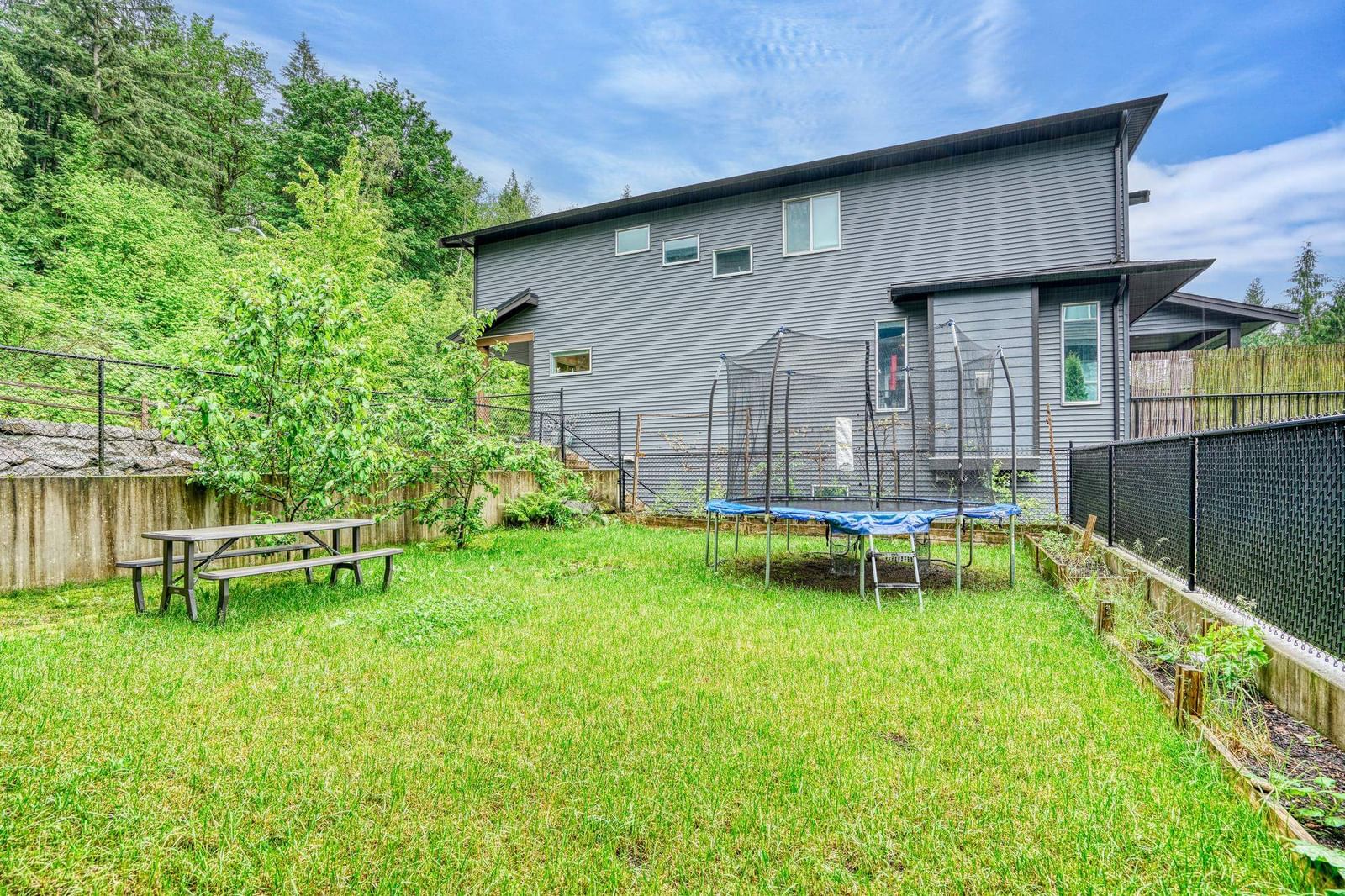Listing Image 34