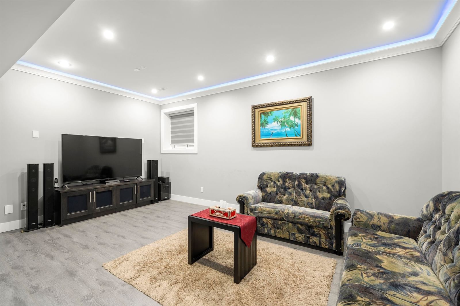 Listing Image 23