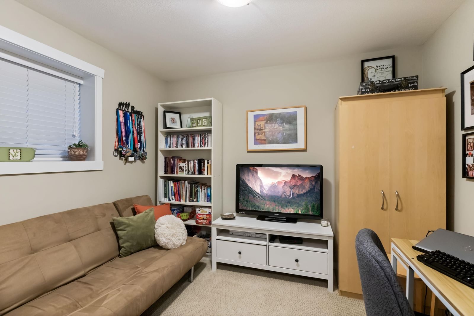 Listing Image 18