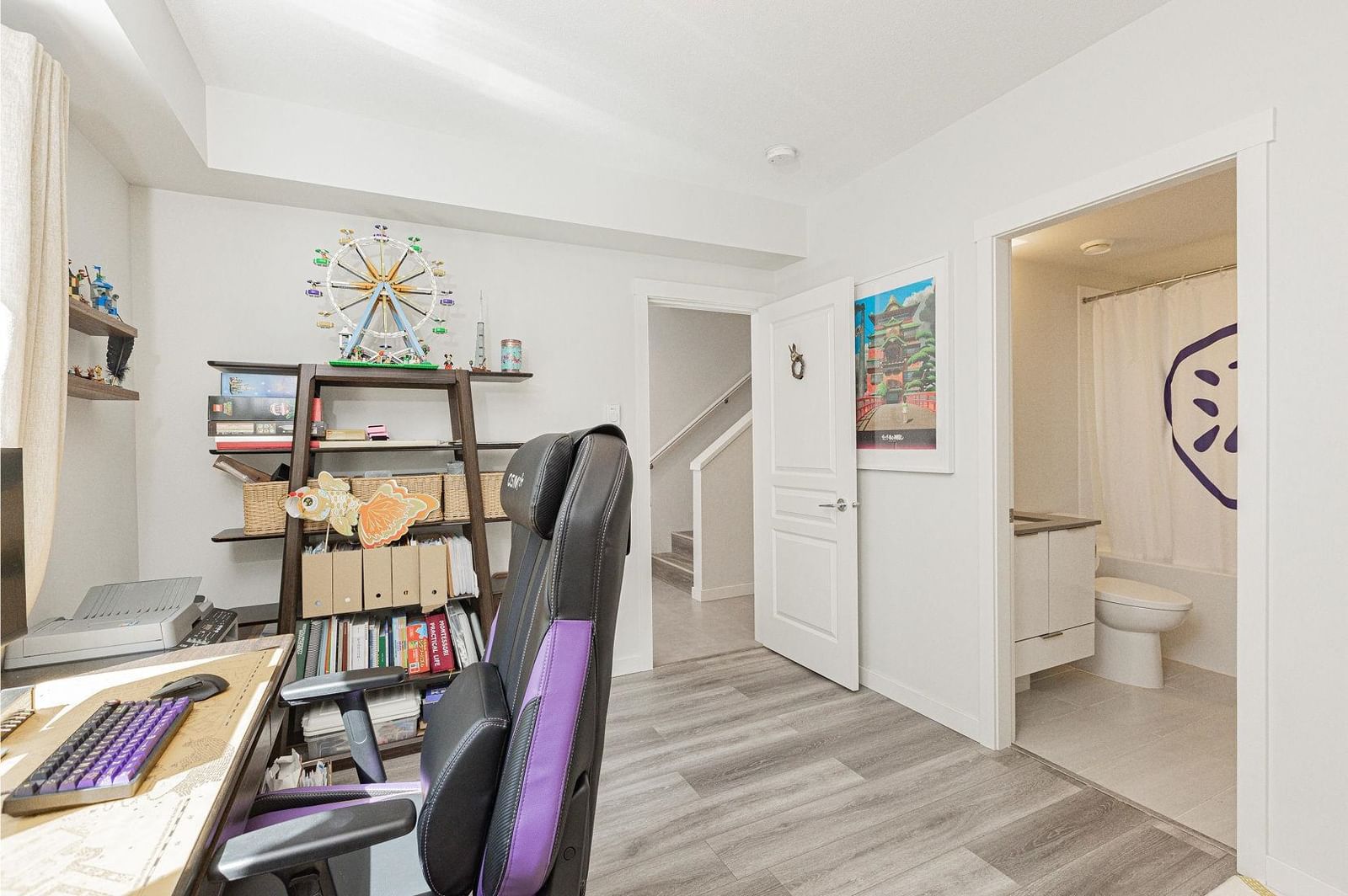Listing Image 12