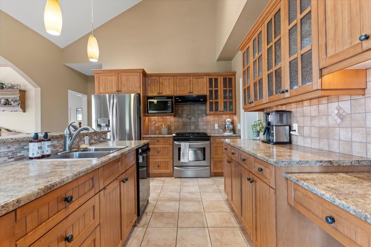 Listing Image 11