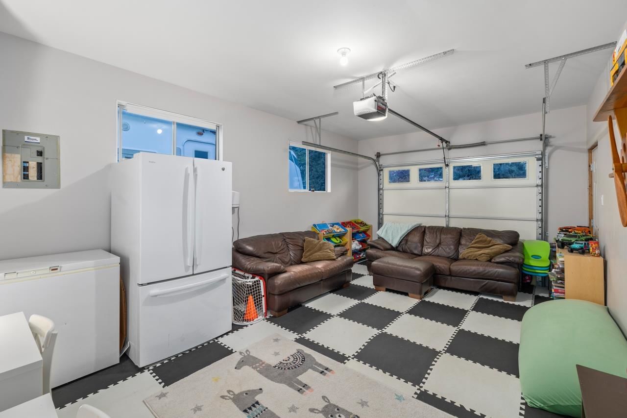 Listing Image 17