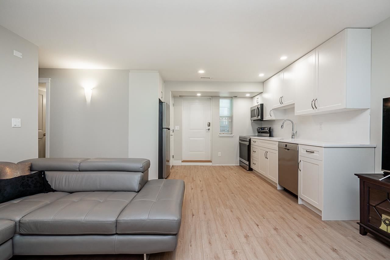 Listing Image 21