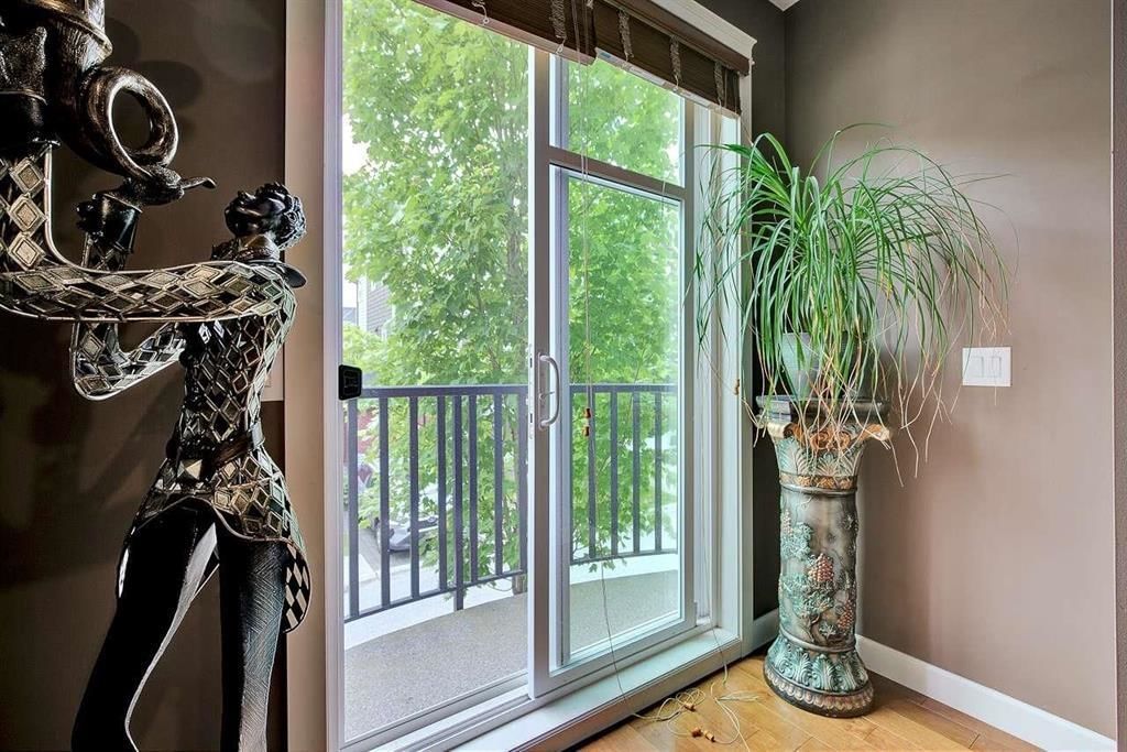 Listing Image 18