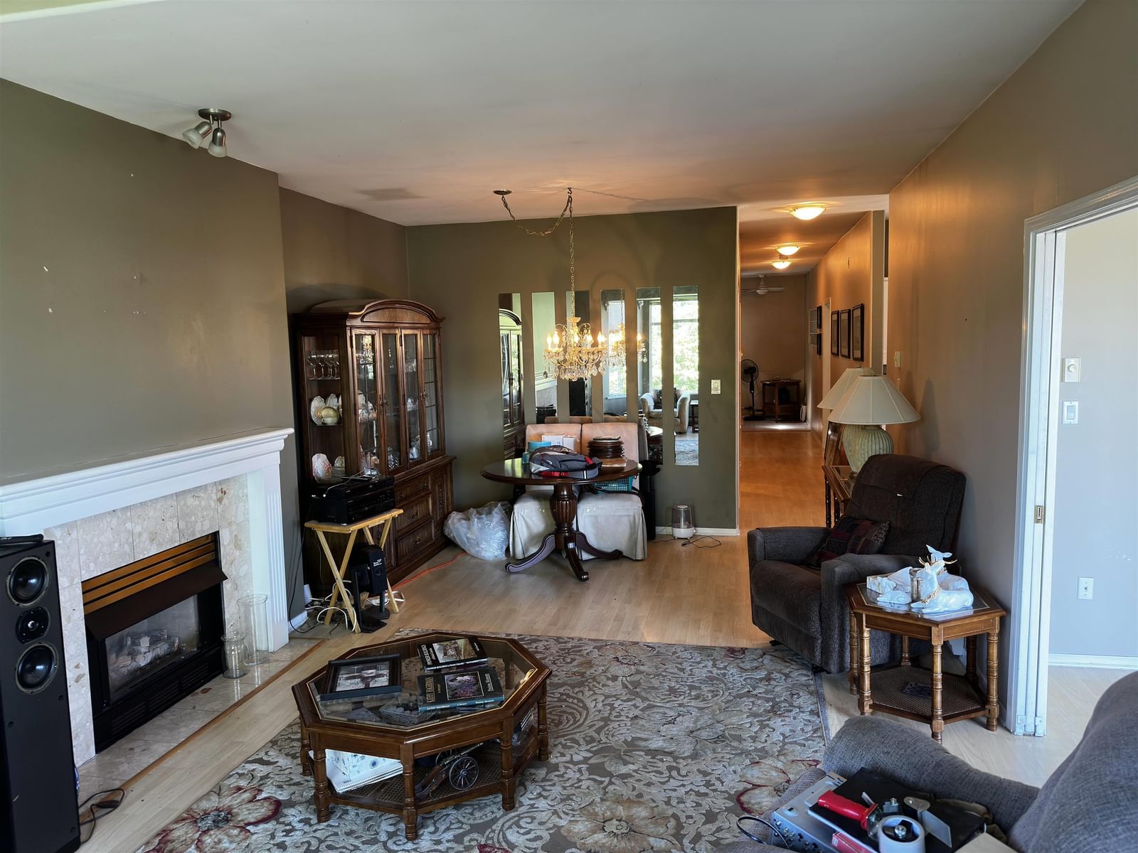 Listing Image 21