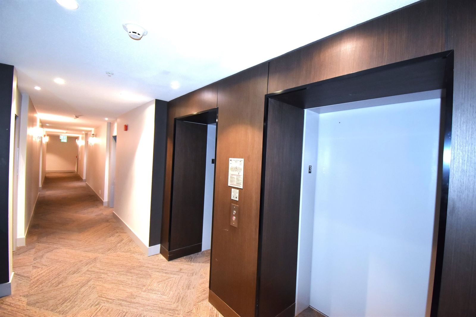 Listing Image 24