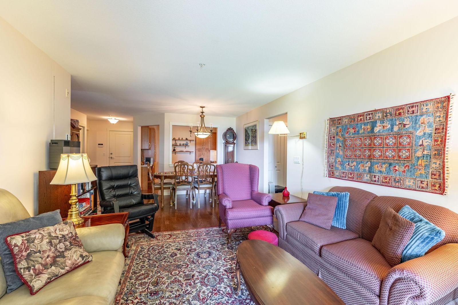 Listing Image 17