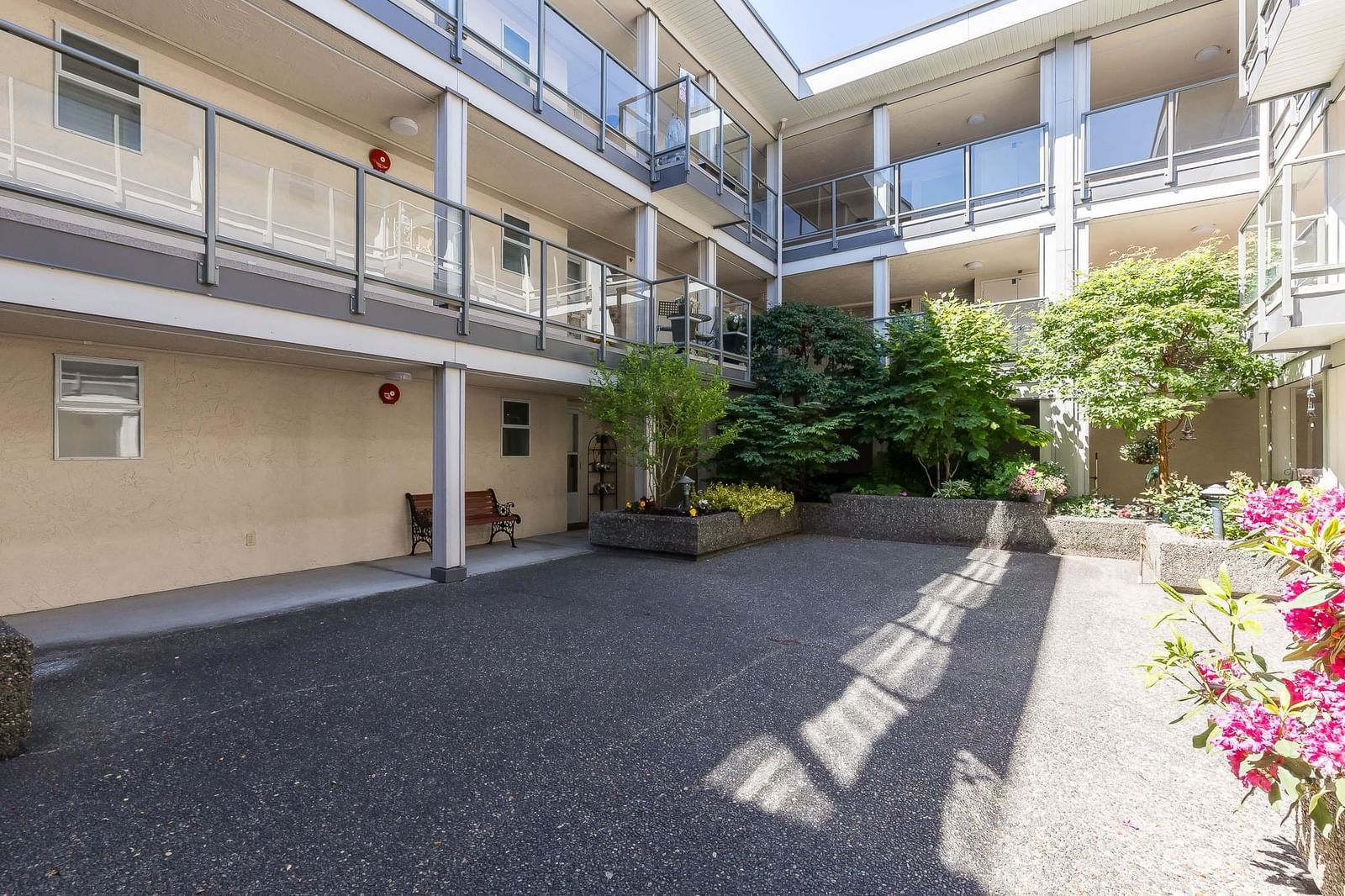 Listing Image 25