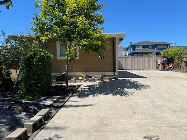 Listing Image 21