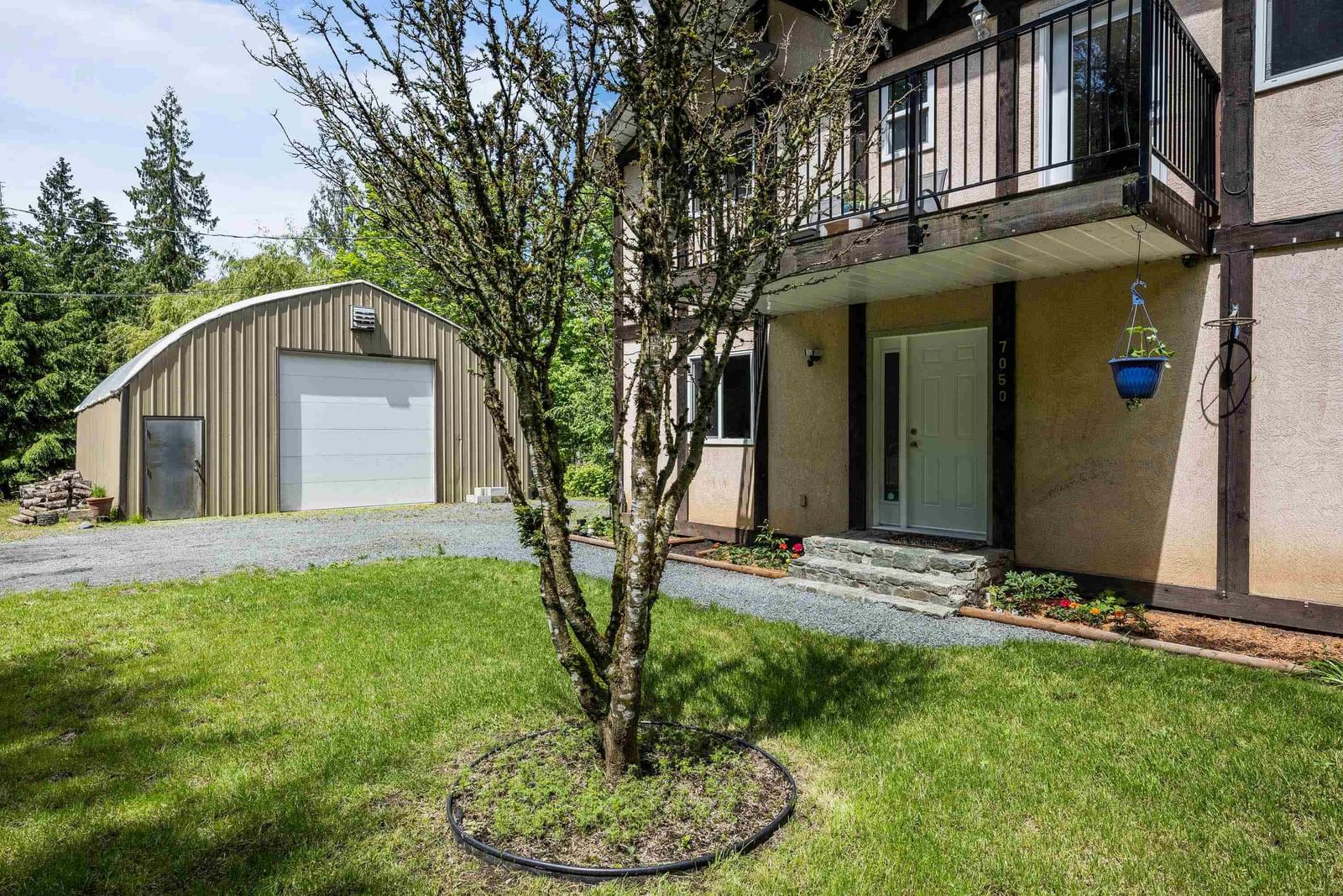 Listing Image 8