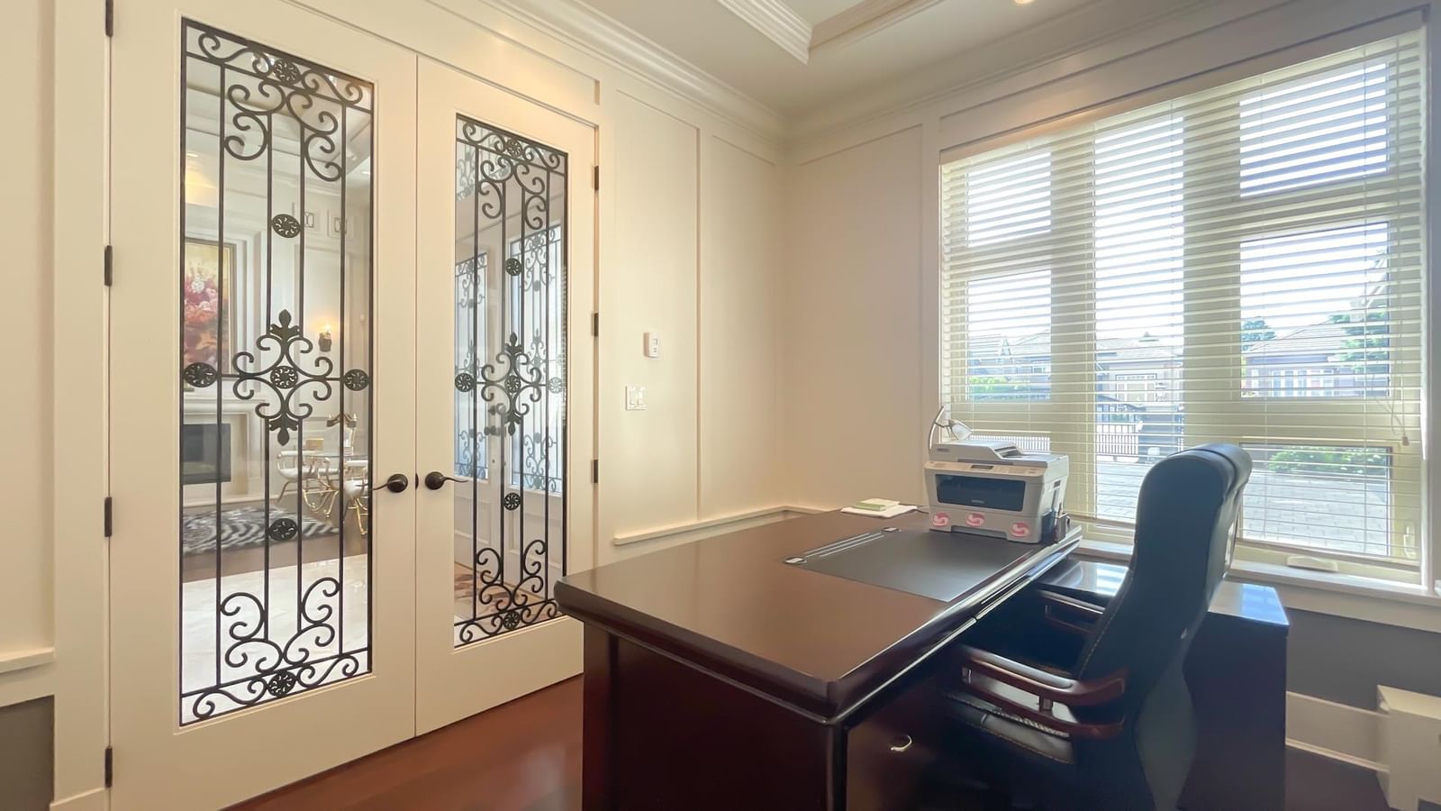 Listing Image 20