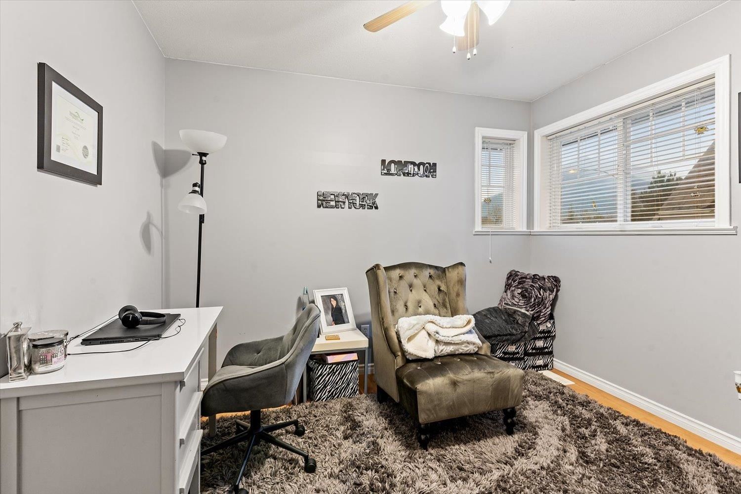 Listing Image 17
