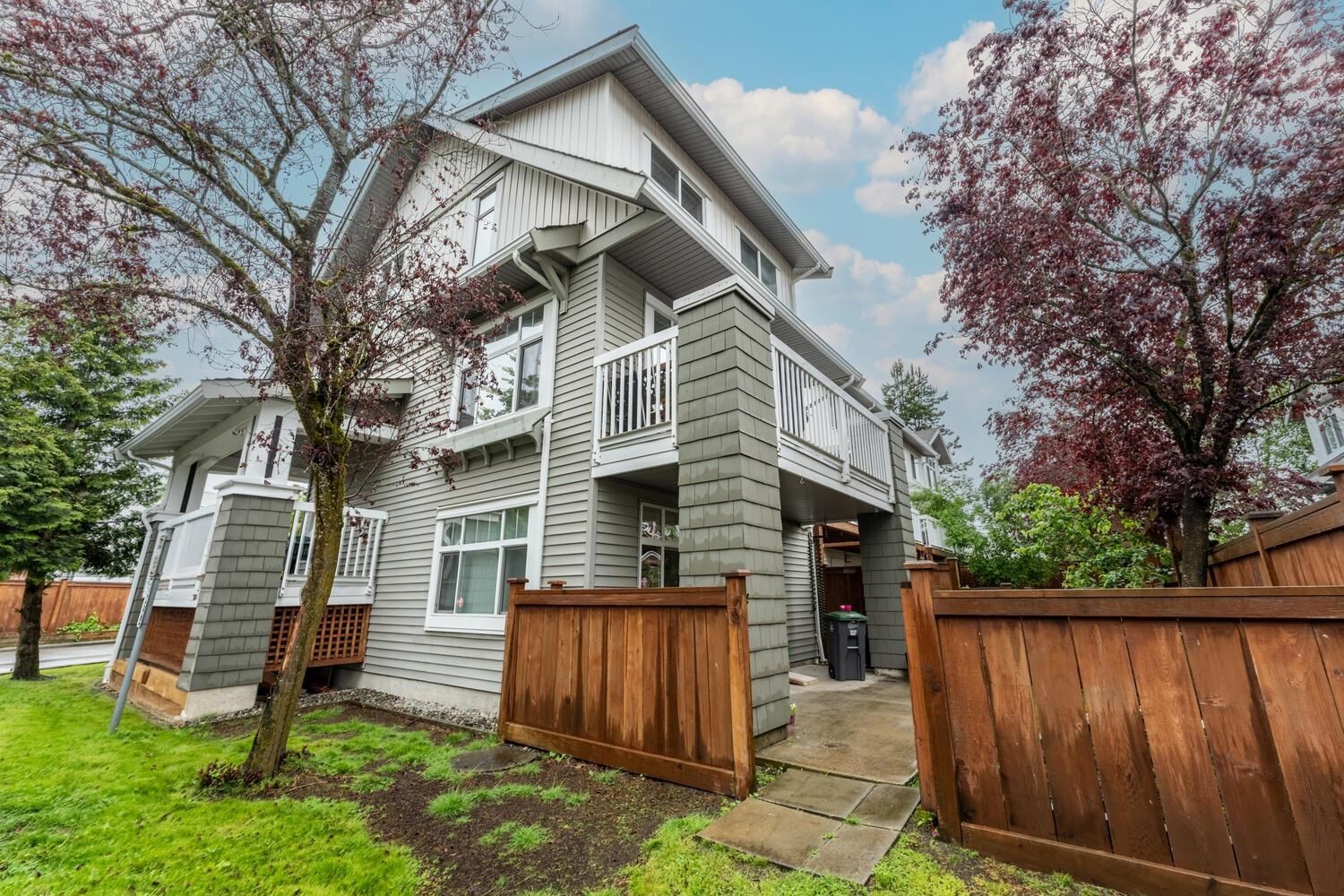 Listing Image 16