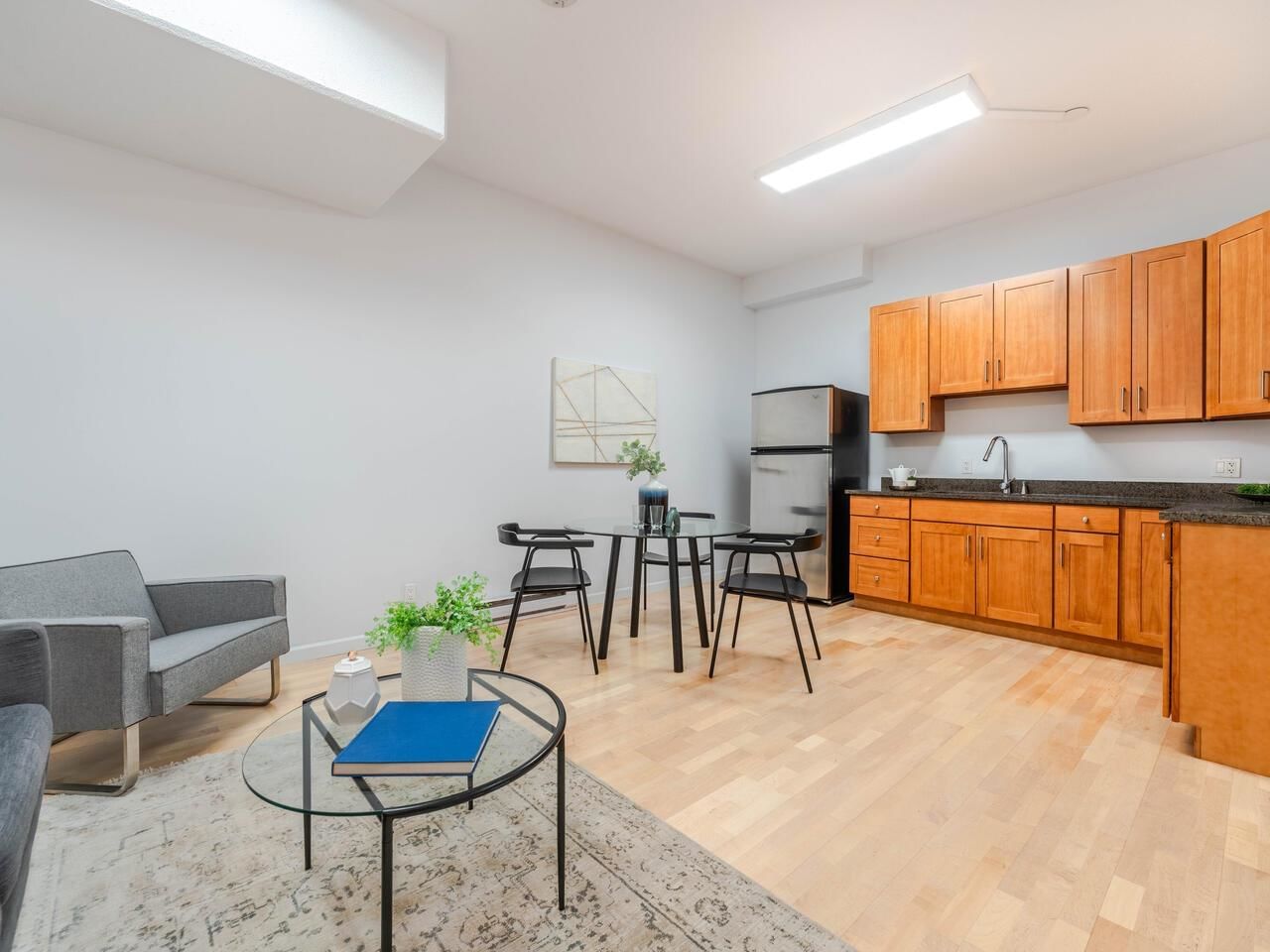 Listing Image 21
