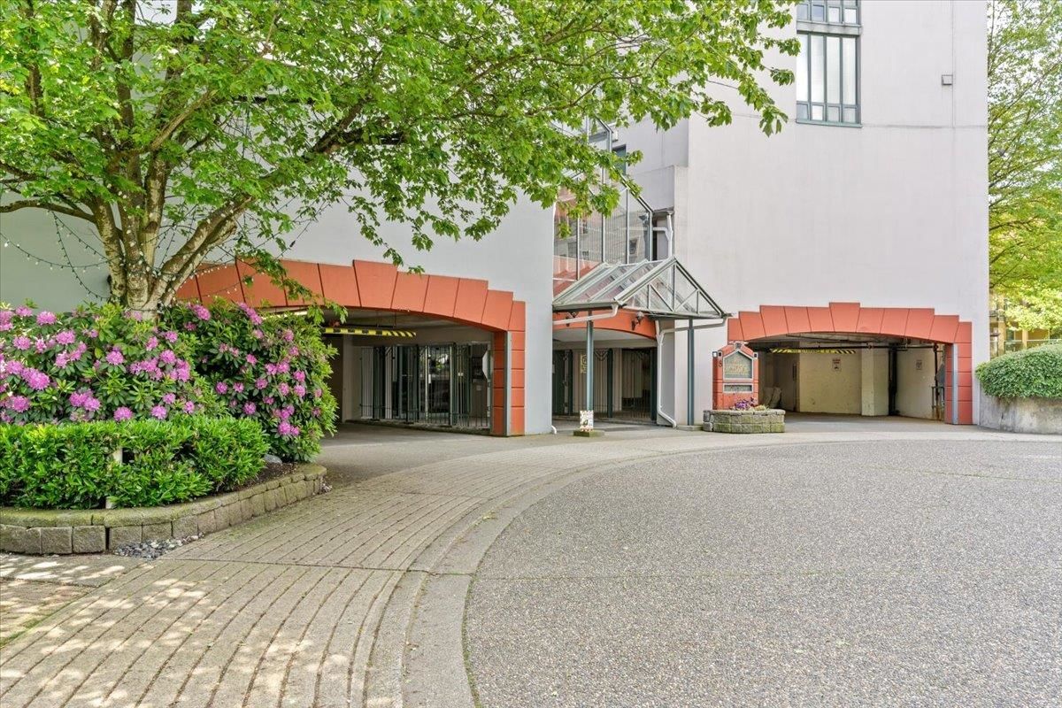 Listing Image 36
