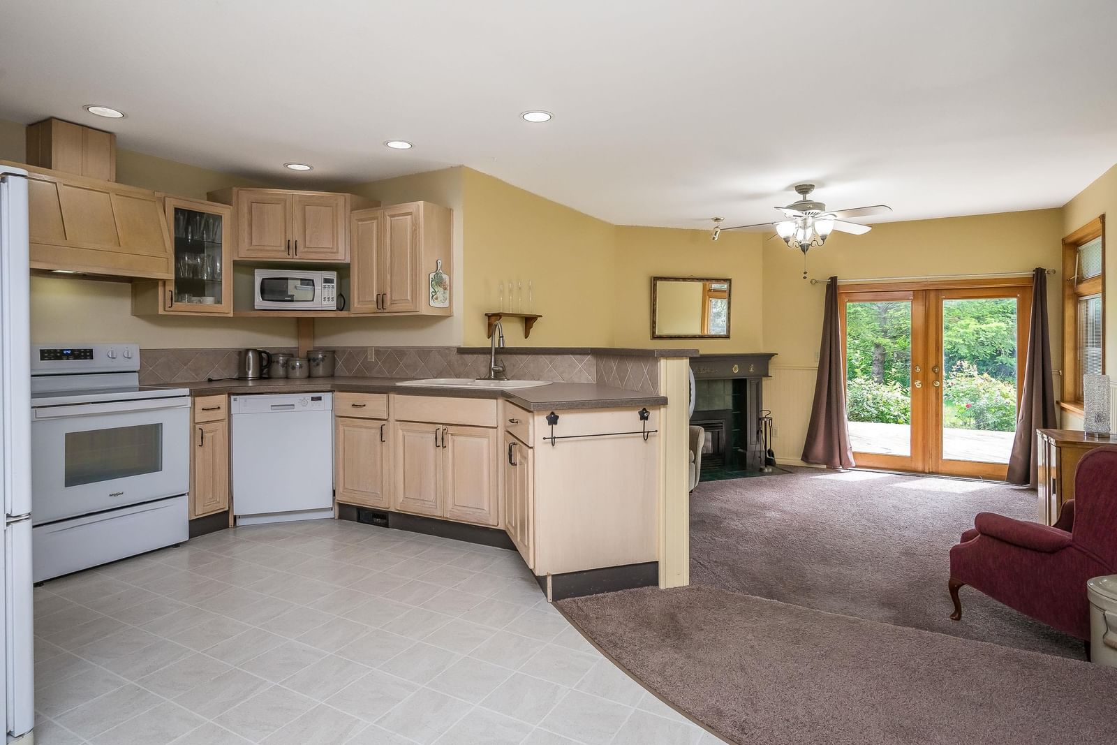 Listing Image 12