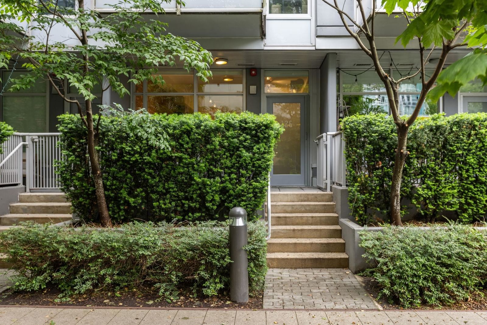 Listing Image 23