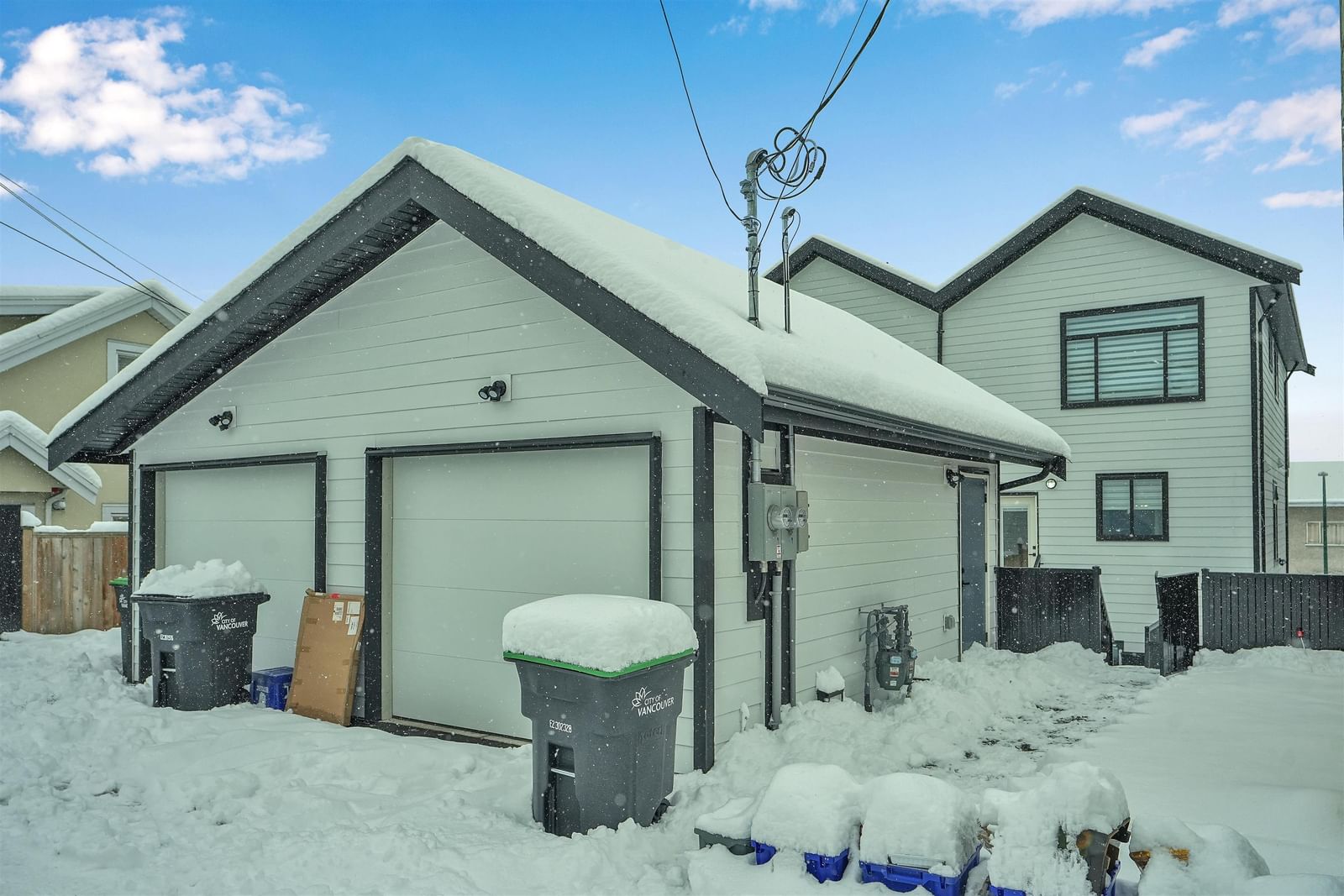 Listing Image 22
