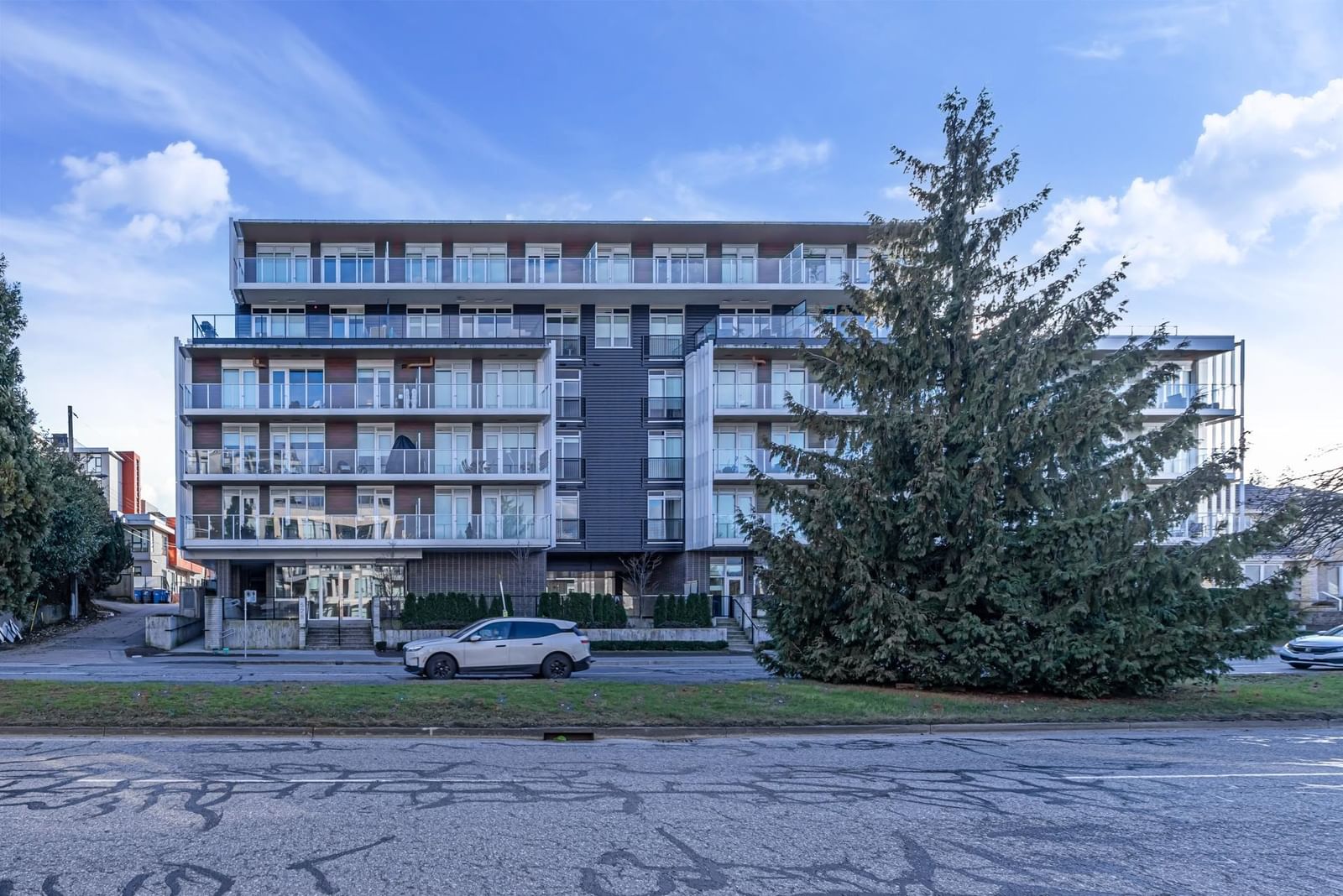Listing Image 21